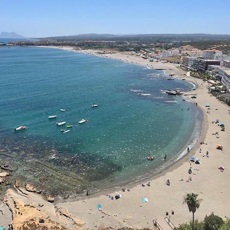 Maravilloso Apartamento En Primera Linea De Playa. Torreguadiaro Εξωτερικό φωτογραφία